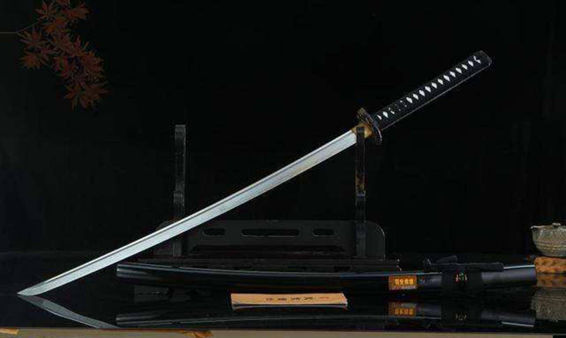 Japanese Samurai Sword(What is high carbon steel?)