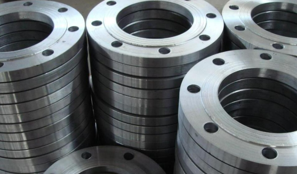 types of carbon steel