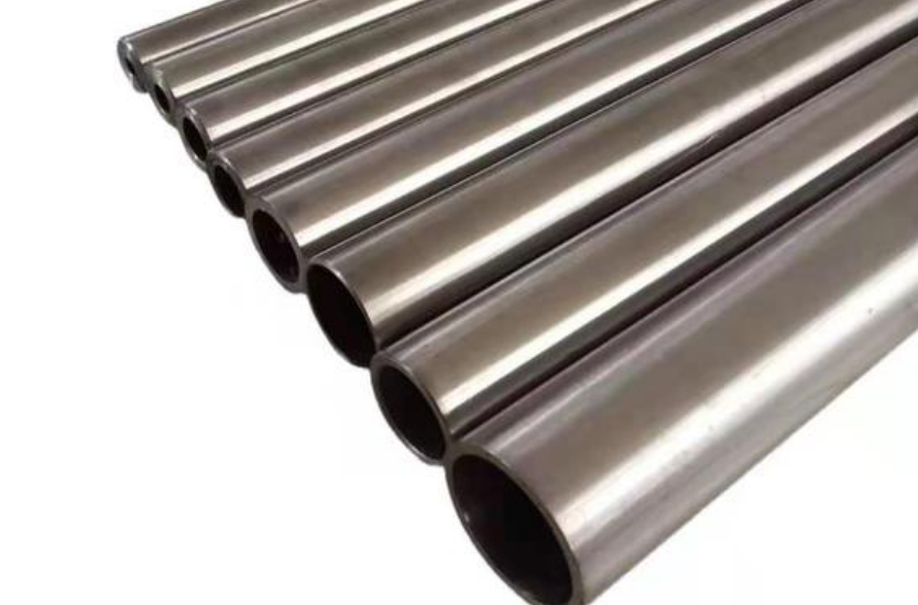 Carbon Steel Pipes: Properties and Common Applications