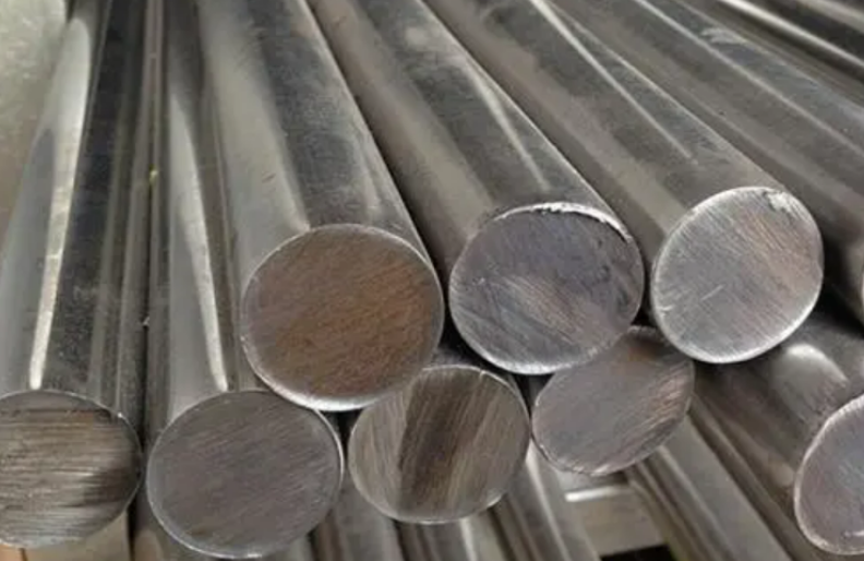 52100 Steel vs 440C – What’s the Difference?