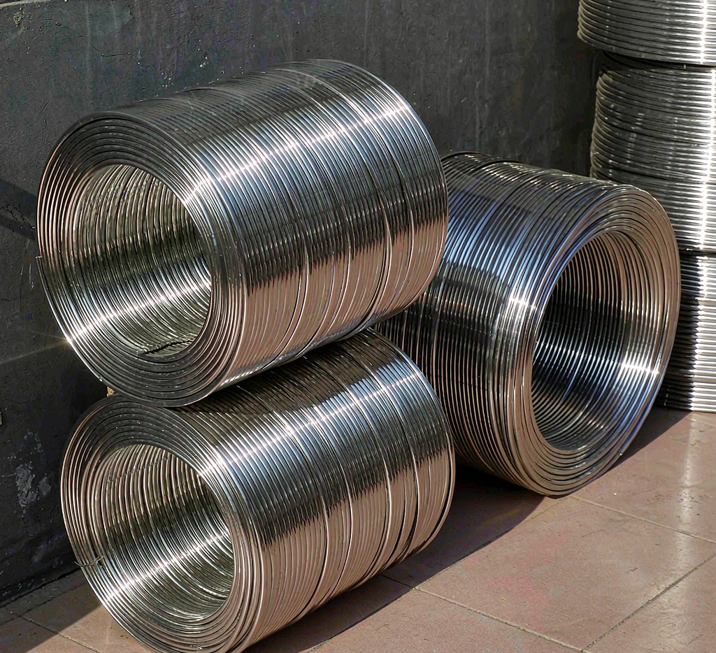 Hot Rolled vs Cold Finished Carbon Steel Bar: Process, Properties, Selection