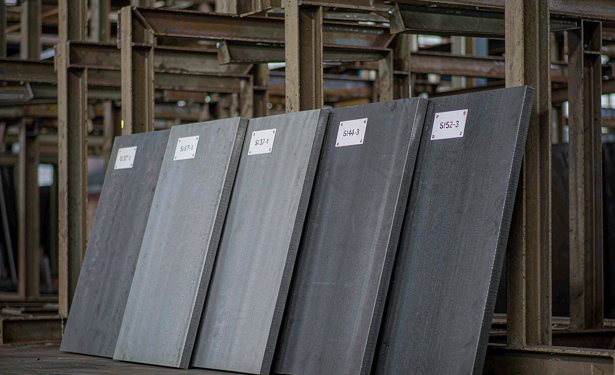DIN 17100 St37 St44 St52 St60 carbon steel grades comparison