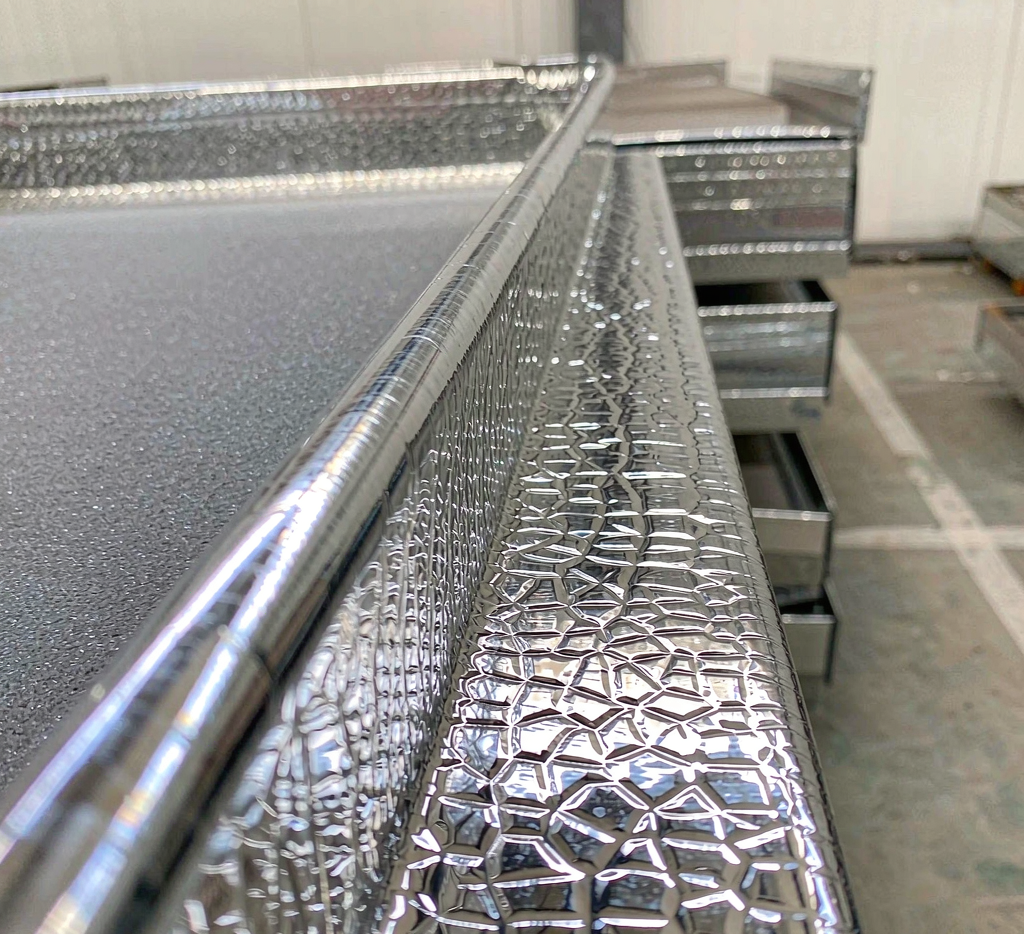 Galvanized carbon steel sheet with shiny zinc coating stacked